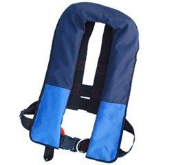 Inflatable lumbar hanging life jacket 